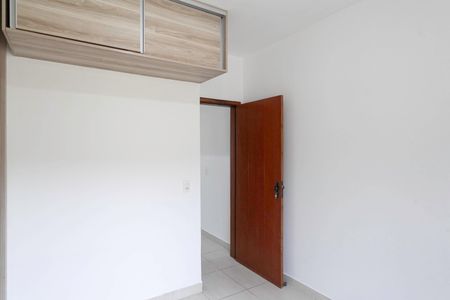 Casa à venda com 61m², 2 quartos e 1 vagaQuarto 2