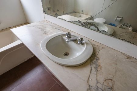 Apartamento à venda com 348m², 3 quartos e 3 vagasSuíte - Banheiro