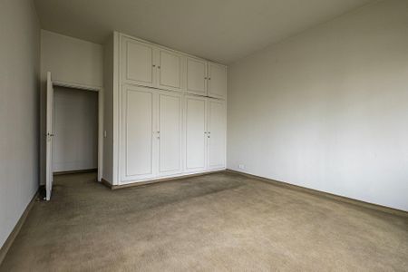 Apartamento à venda com 348m², 3 quartos e 3 vagasQuarto 2