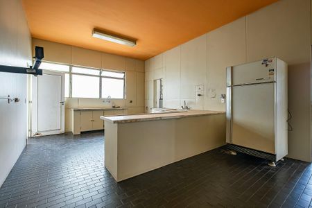 Apartamento à venda com 348m², 3 quartos e 3 vagasCozinha