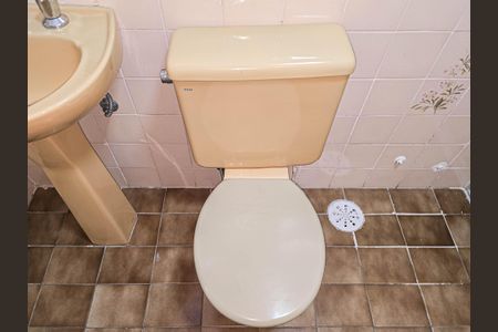 Apartamento para alugar com 94m², 2 quartos e 1 vaga Apartamento para alugar com 94m², 2 quartos e 1 vagaBanheiro da Suíte