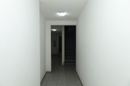 Apartamento para alugar com 56m², 2 quartos e 1 vagaÁrea comum - Saguão do andar