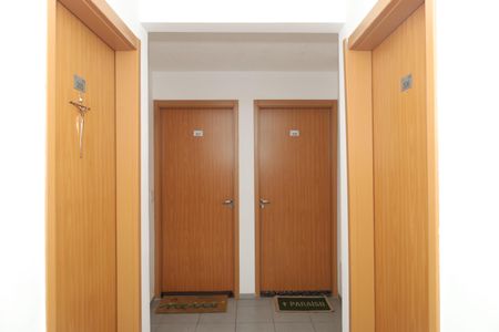 Apartamento para alugar com 56m², 2 quartos e 1 vagaÁrea comum - Saguão do andar
