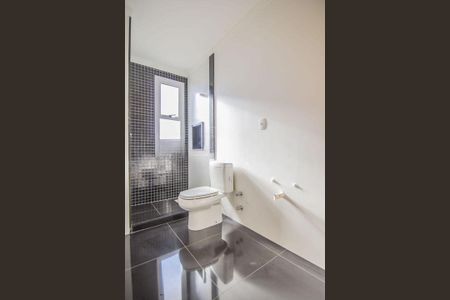 Banheiro de casa para alugar com 3 quartos, 200m² em Espírito Santo, Porto Alegre