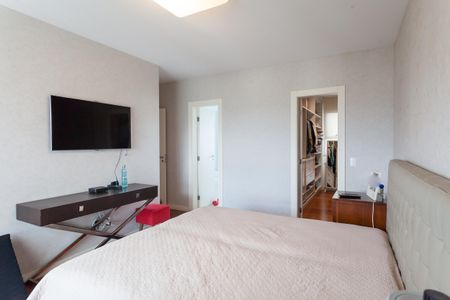 Apartamento à venda com 200m², 4 quartos e 4 vagas Apartamento à venda com 200m², 4 quartos e 4 vagassuite master