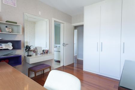 Apartamento à venda com 200m², 4 quartos e 4 vagas Apartamento à venda com 200m², 4 quartos e 4 vagassemi suite 2