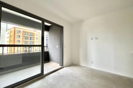 Studio à venda com 24m², 1 quarto e sem vaga Studio à venda com 24m², 1 quarto e sem vagaSala/Quarto