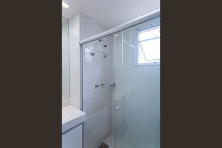 Apartamento à venda com 136m², 3 quartos e 3 vagas Apartamento à venda com 136m², 3 quartos e 3 vagasBanheiro suite 3