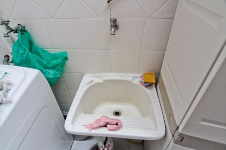 Casa de condomínio para alugar com 100m², 2 quartos e 1 vagaÁrea de Serviço