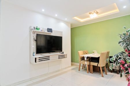 Sala de casa de condomínio para alugar com 2 quartos, 100m² em Vila Pereira Cerca, São Paulo