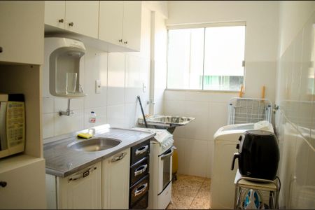 Apartamento para alugar com 55m², 2 quartos e 1 vaga Apartamento para alugar com 55m², 2 quartos e 1 vagaCozinha e Área de Serviço