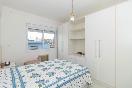 Suíte de apartamento à venda com 2 quartos, 56m² em Azenha, Porto Alegre