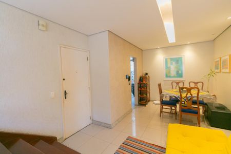 Apartamento à venda com 4 quartos, 184m² em Santa Rosa, Belo Horizonte