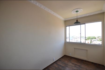 Sala de apartamento para alugar com 2 quartos, 52m² em Bento Ribeiro, Rio de Janeiro