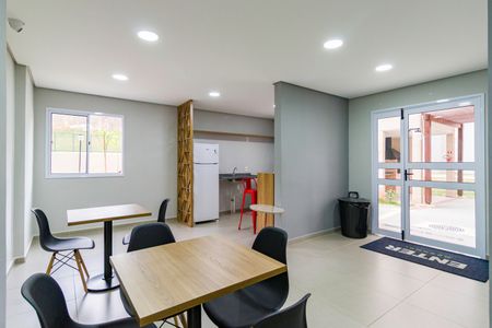 Apartamento para alugar com 38m², 2 quartos e 1 vagaÁrea comum - Salão de festas