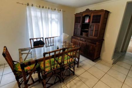 Casa à venda com 4 quartos, 180m² em Jardim Jucara, São Paulo