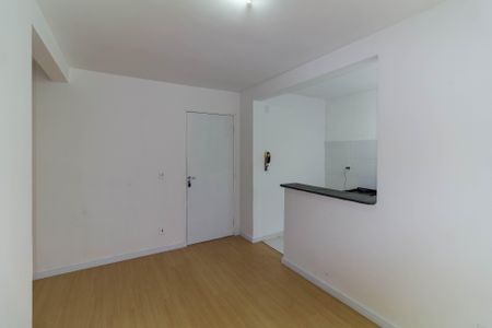 Sala de apartamento para alugar com 2 quartos, 50m² em Jardim Santa Teresinha, São Paulo