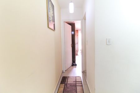 Casa de condomínio à venda com 72m², 2 quartos e 1 vaga Casa de condomínio à venda com 72m², 2 quartos e 1 vagaCorredor