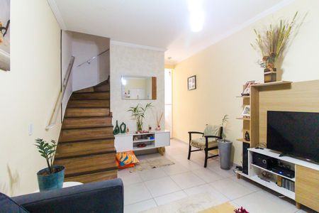 Casa de condomínio à venda com 72m², 2 quartos e 1 vaga Casa de condomínio à venda com 72m², 2 quartos e 1 vagaSala