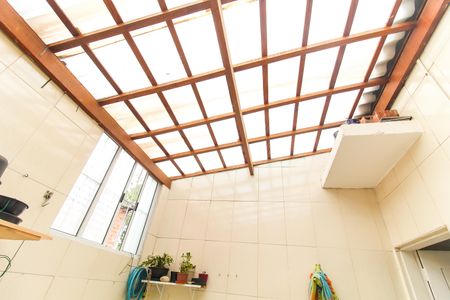 Casa de condomínio à venda com 72m², 2 quartos e 1 vaga Casa de condomínio à venda com 72m², 2 quartos e 1 vagaÁrea de Serviço