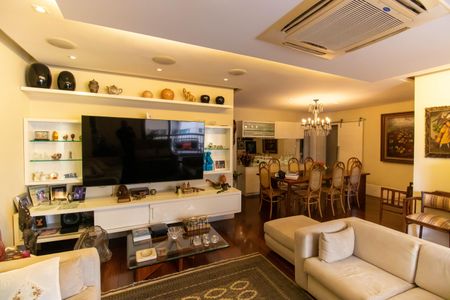 Apartamento à venda com 166m², 3 quartos e 2 vagasSala