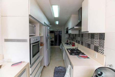 Apartamento à venda com 166m², 3 quartos e 2 vagasCozinha e Área de Serviço