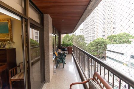 Apartamento à venda com 166m², 3 quartos e 2 vagasVaranda da Sala