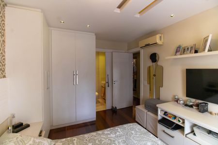 Apartamento à venda com 166m², 3 quartos e 2 vagasSuíte1