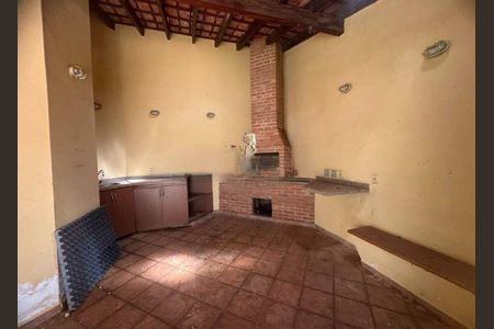 Casa à venda com 231m², 3 quartos e 4 vagas