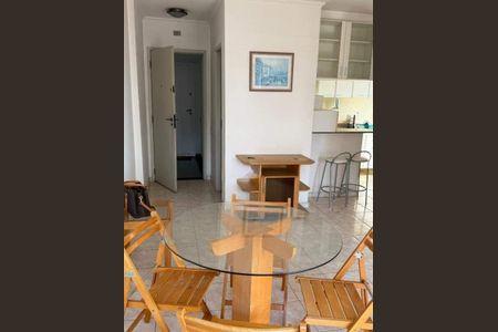Apartamento à venda com 1 quarto, 49m² em Cambuí, Campinas