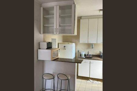 Apartamento à venda com 1 quarto, 49m² em Cambuí, Campinas