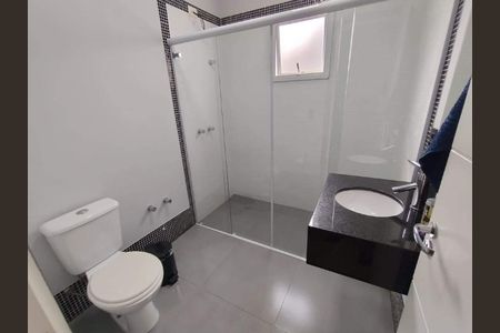 Casa à venda com 378m², 3 quartos e 3 vagas