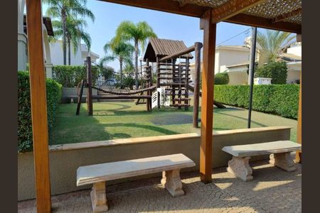 Casa à venda com 378m², 3 quartos e 3 vagas