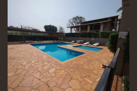 Casa à venda com 378m², 3 quartos e 3 vagas