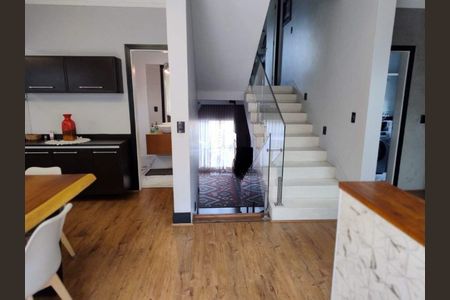 Casa à venda com 378m², 3 quartos e 3 vagas