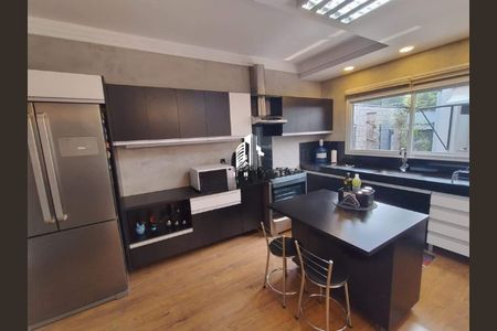 Casa à venda com 3 quartos, 378m² em Parque Rural Fazenda Santa Cândida, Campinas