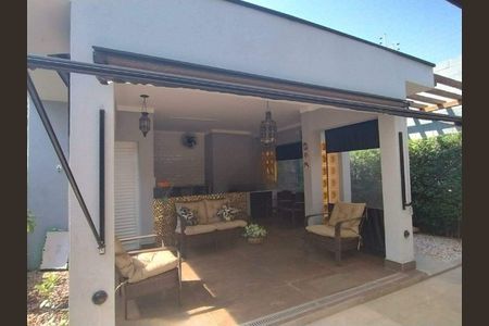 Casa à venda com 378m², 3 quartos e 3 vagas