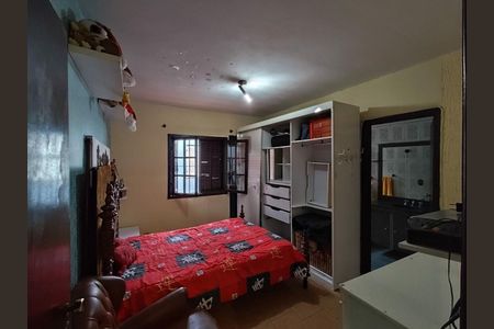 Casa à venda com 230m², 5 quartos e 3 vagas