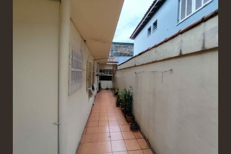 Casa à venda com 230m², 5 quartos e 3 vagas