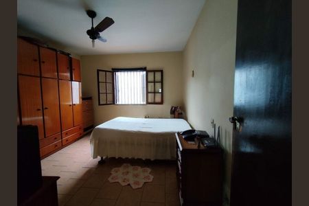 Casa à venda com 230m², 5 quartos e 3 vagas