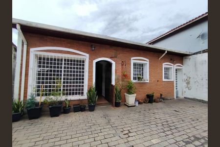 Casa à venda com 230m², 5 quartos e 3 vagas