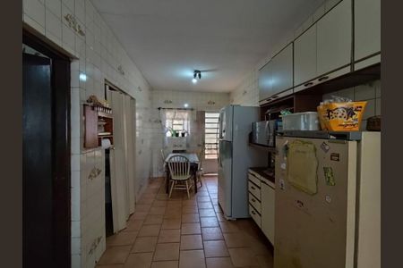 Casa à venda com 230m², 5 quartos e 3 vagas