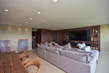 Apartamento para alugar com 142m², 2 quartos e 2 vagasSala