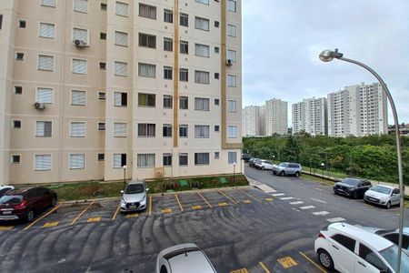 Vista da Sala  de apartamento à venda com 2 quartos, 46m² em Vila São Bernardo, Campinas