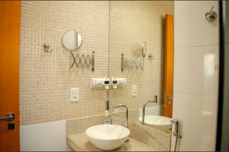 Banheiro Social de apartamento para alugar com 1 quarto, 50m² em Alto da Glória, Goiânia