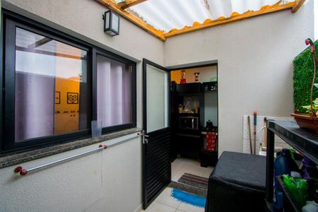 Apartamento à venda com 46m², 2 quartos e 1 vaga Apartamento à venda com 46m², 2 quartos e 1 vagaÁrea de serviço