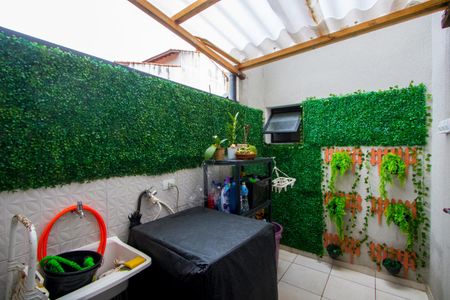 Apartamento à venda com 46m², 2 quartos e 1 vaga Apartamento à venda com 46m², 2 quartos e 1 vagaÁrea de serviço