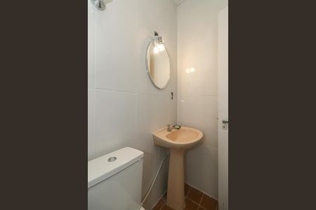 Banheiro Social de apartamento para alugar com 1 quarto, 48m² em Morro Santana, Porto Alegre