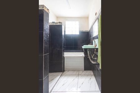 Casa à venda com 200m², 5 quartos e sem vagaBanheiro Suíte