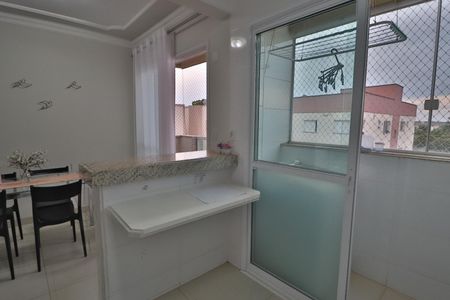 Apartamento para alugar com 55m², 2 quartos e 1 vagaCozinha